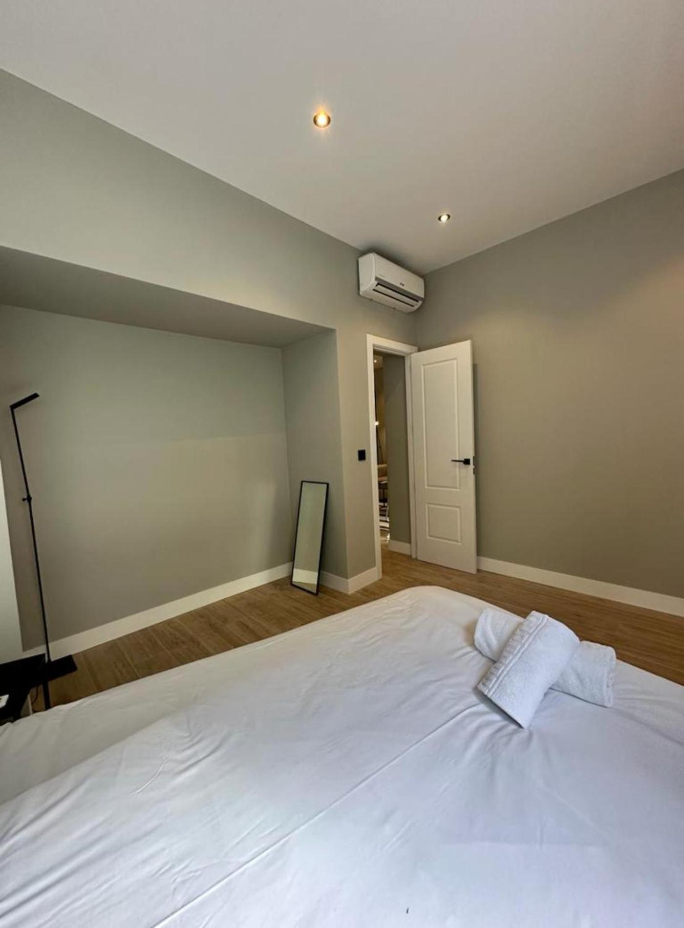 Central Apt De 2Hab Para 5Pax En Calle Silva E2 มาดริด ภายนอก รูปภาพ